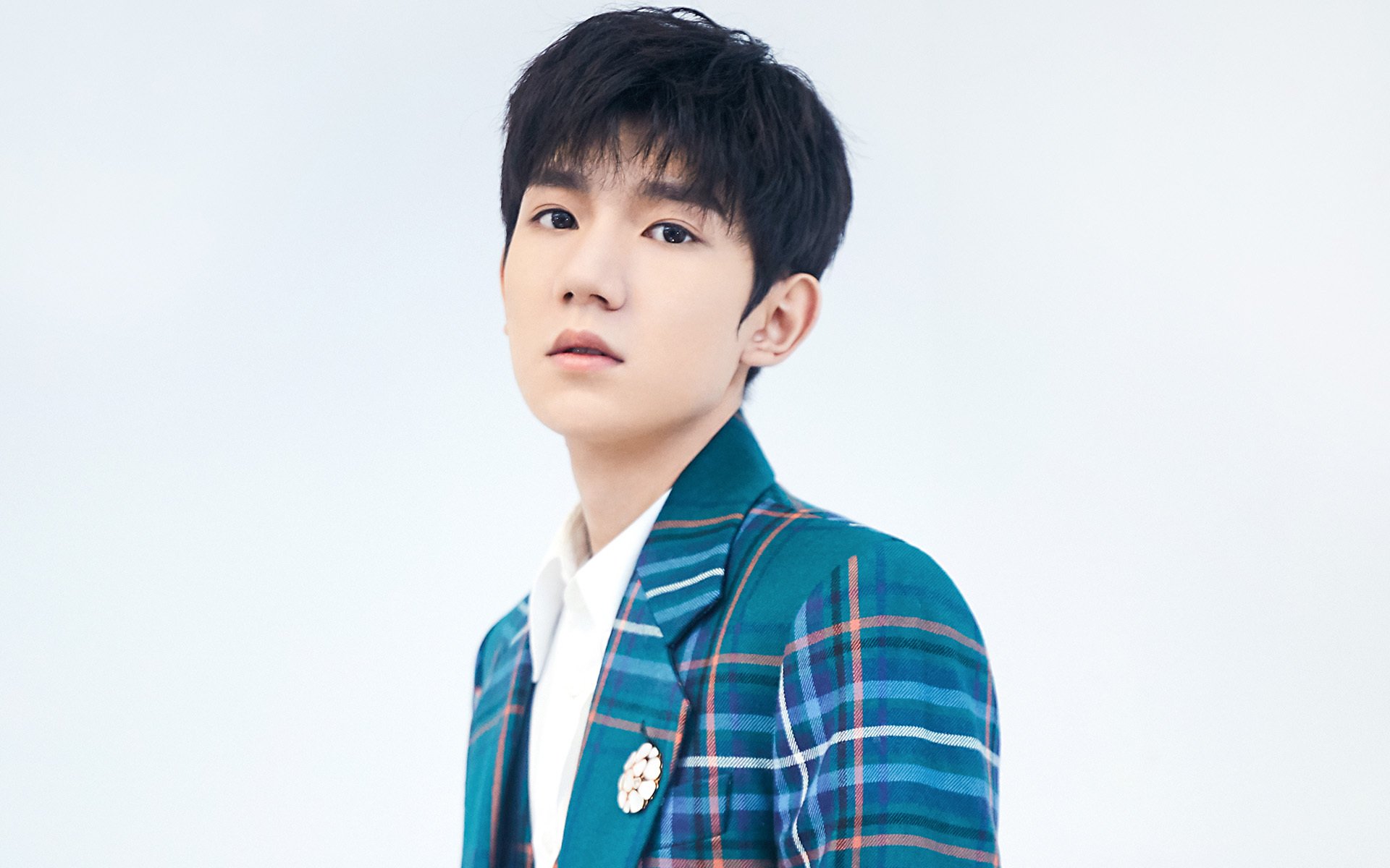 技战术纵深：不同球队的特色战术分析，技术 战术